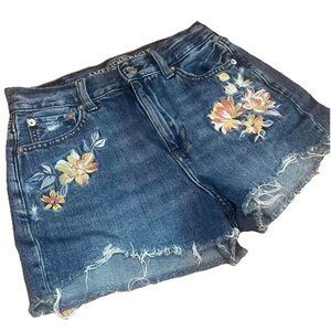 American Eagle Women’s Jean Floral Embroidered Distressed Dark Wash Shorts 0